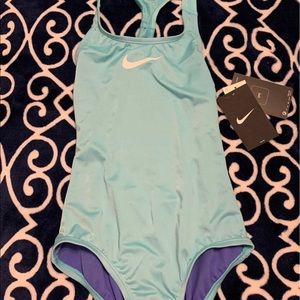 Aurora Nike M 10-12 girls swimsuit